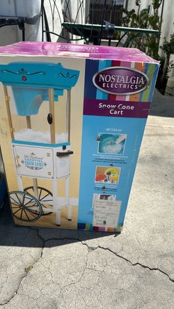 Snowcone machine