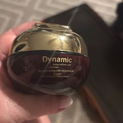 Dynamic Innovations Rejuvenating 24hr moisture Cream