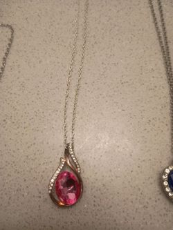 Pretty pink tear drop necklace