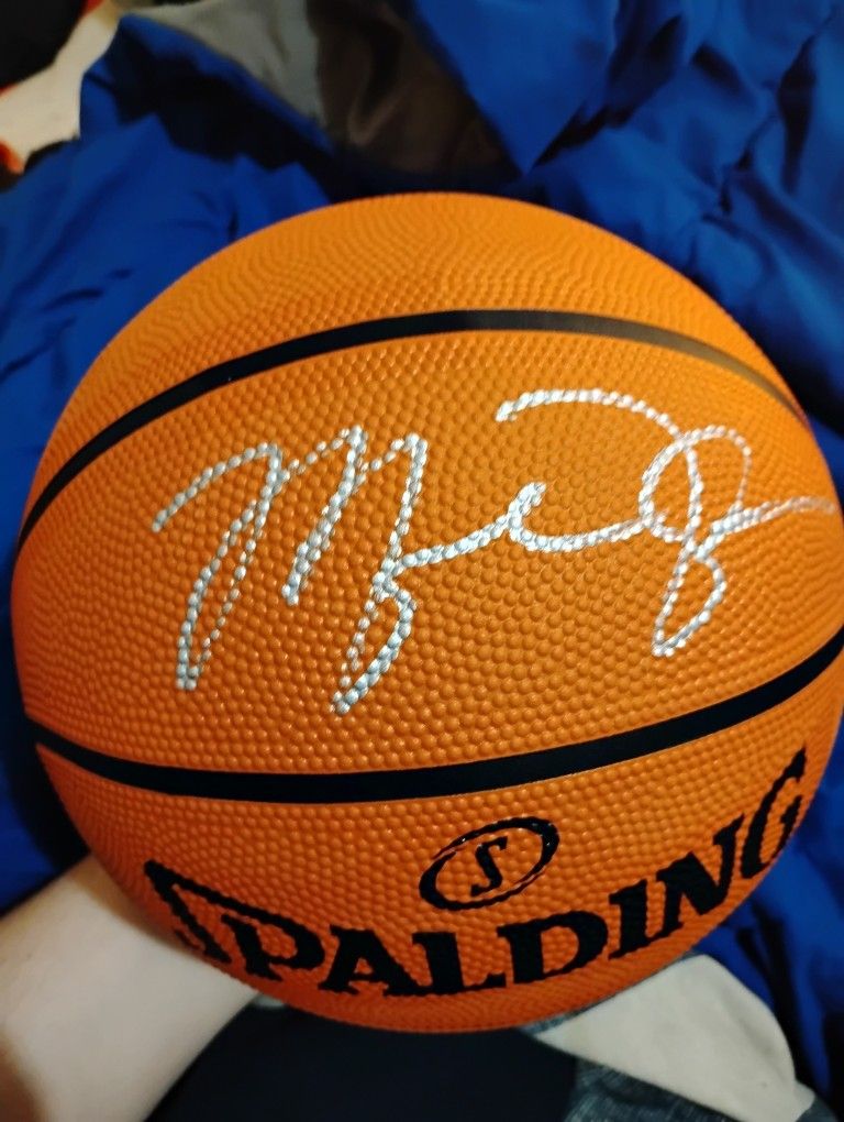 Michael Jordan Signed Autograph Basketball Chicago Bulls Auto Autographed