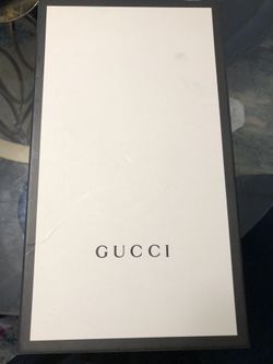 Gucci low sneakers