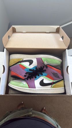 Jordan 1 low and Jordan 1 Mid