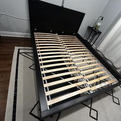 Queen Size Bed Matress, Bed Frame, And Box Frame 