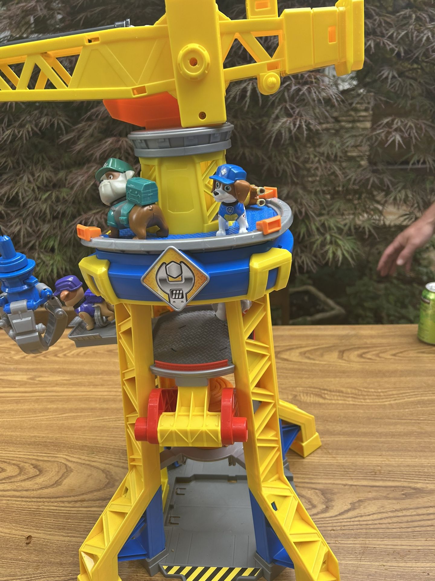 Rubble & Crew Bark Yard Crane Tower Playset with Rubble Action Figure, Toy Bulldozer