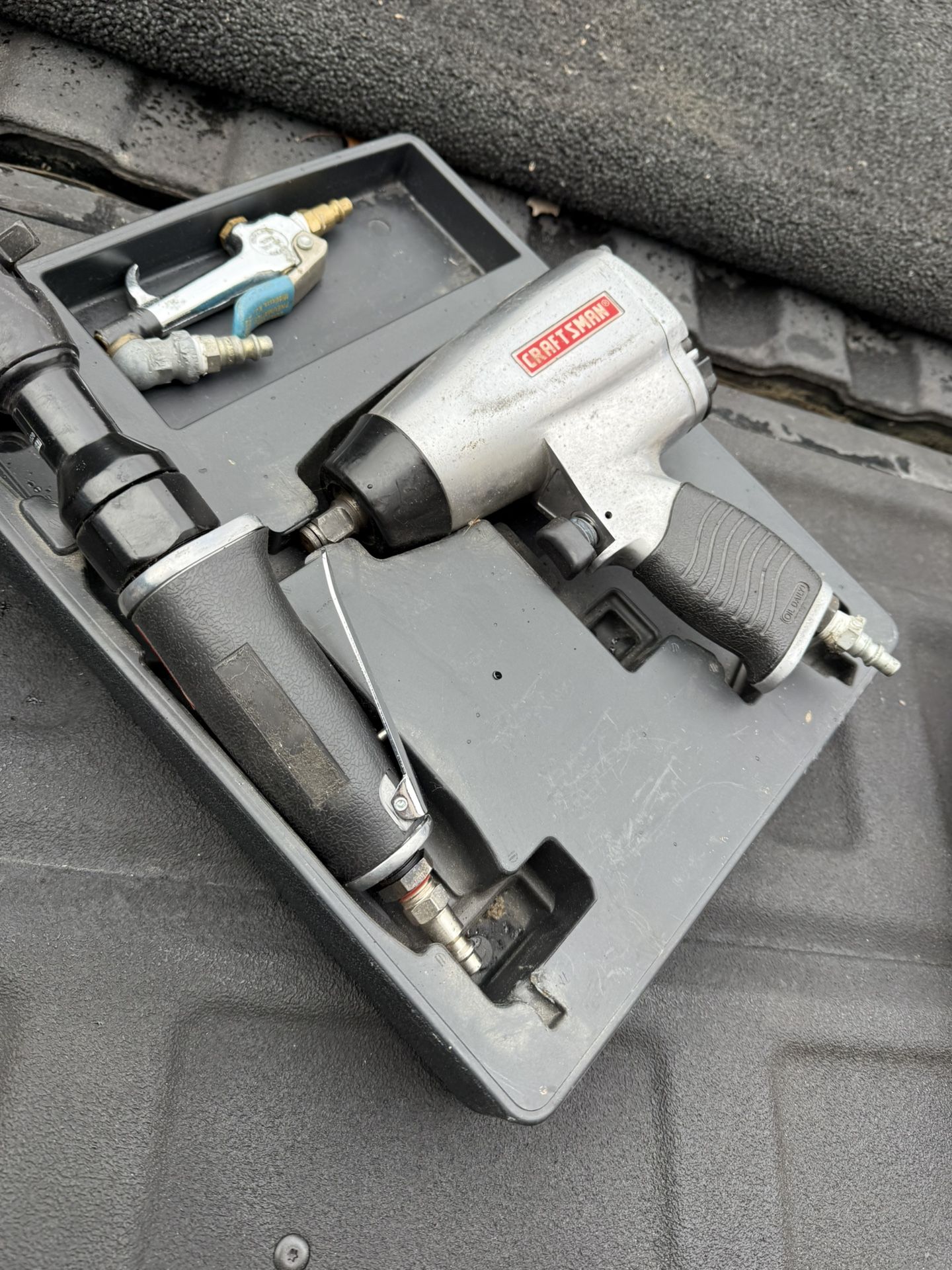 Craftsman 1/2” impact wrench, rachet and air hose
