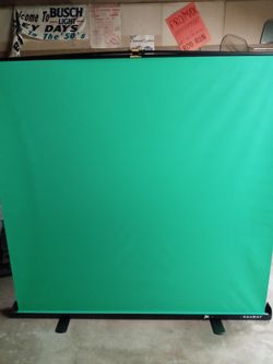 RauBay Retractable Green Screen