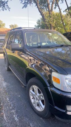 2010 Ford Explorer XLT