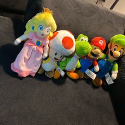 Nintendo Plush Collection, Five Pieces, Luigi, Mario, Yoshi, Toad Princess