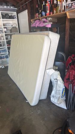 Full size mattress with metal frame