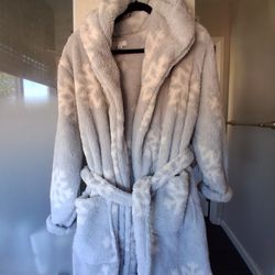 Robe Women 