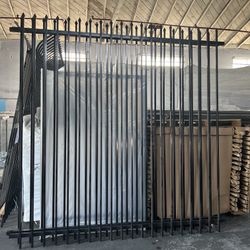 Iron Fence Panel Spear Top And Ext Bottom On Sale