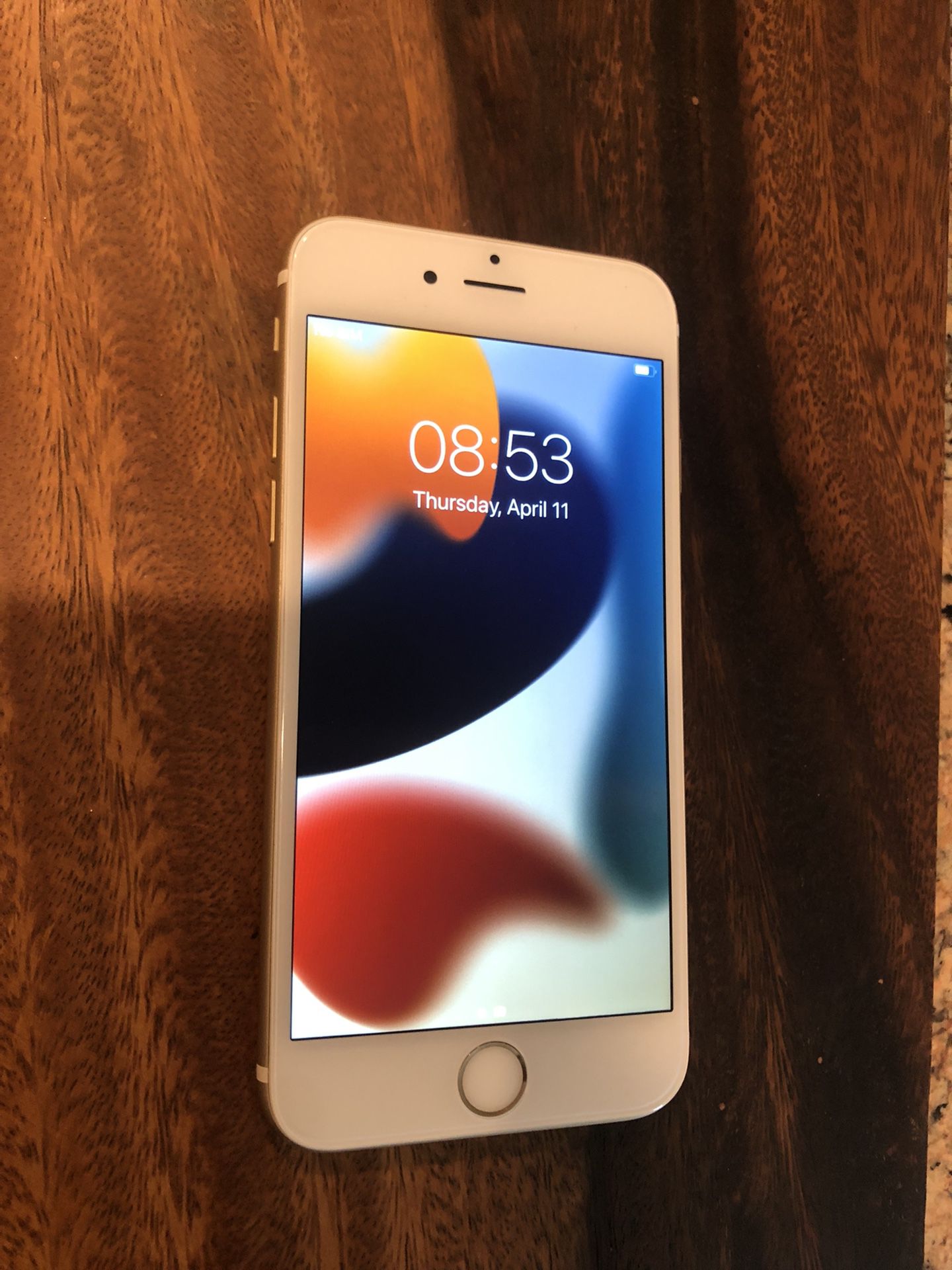 Like NEW iPhone 6s  Unlocked Only $109.99