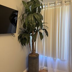 Tall Artificial Plant in Decorative Pot 9ft