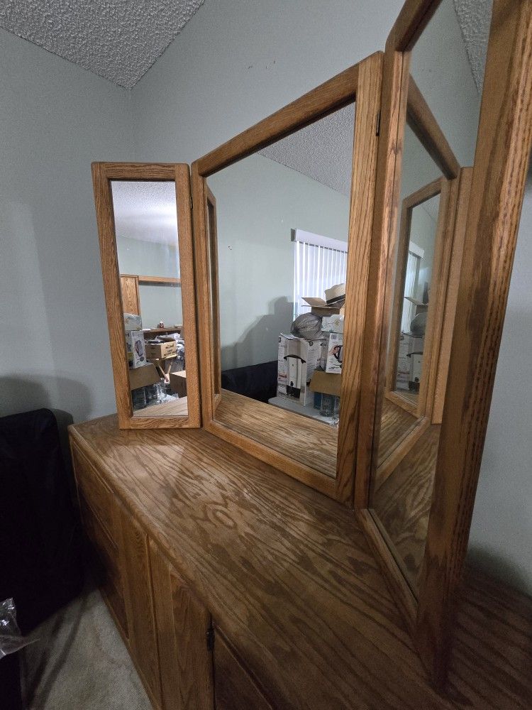 3 Peice Bedroom Set