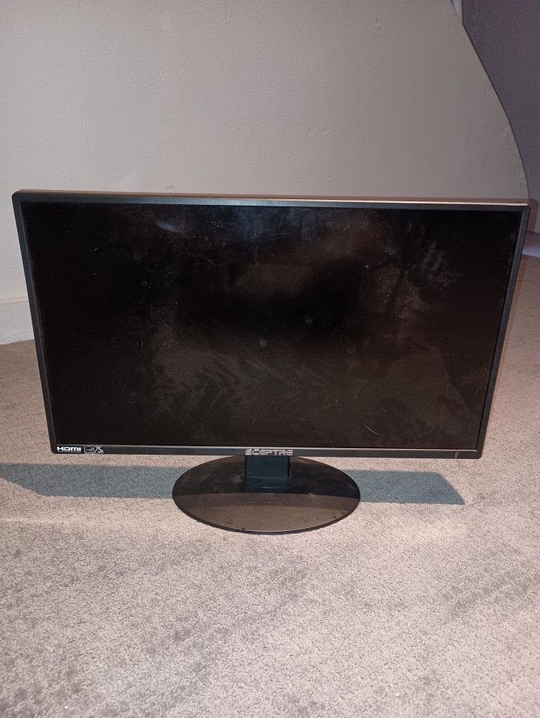 LCD Screens With RCA!! / MONITORS