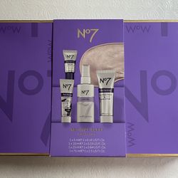 No 7 Retinol Skincare Set