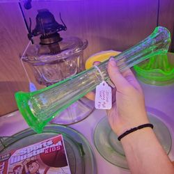Green 💚 Glowing Glassware,  Marbles, Candles, Christmas, Vintage, Tables And Chairs 