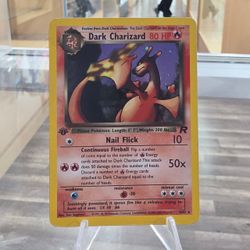Dark Charizard 1st Edition Pokémon Card 4/82 Holo MP