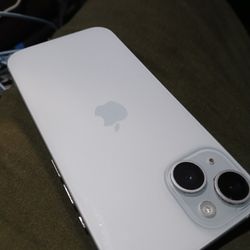 iPhone 15 (At&t) White