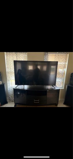 Moving sale