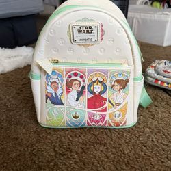 Loungefly Ladies Of The Rebellion Backpack and Wallet 