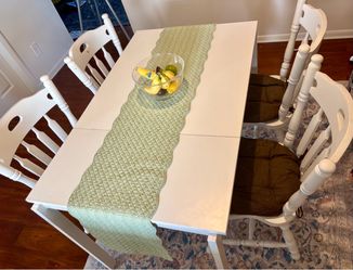 Dining room table