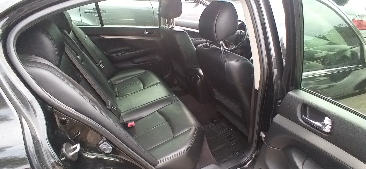 2011 Infiniti G37 Sedan