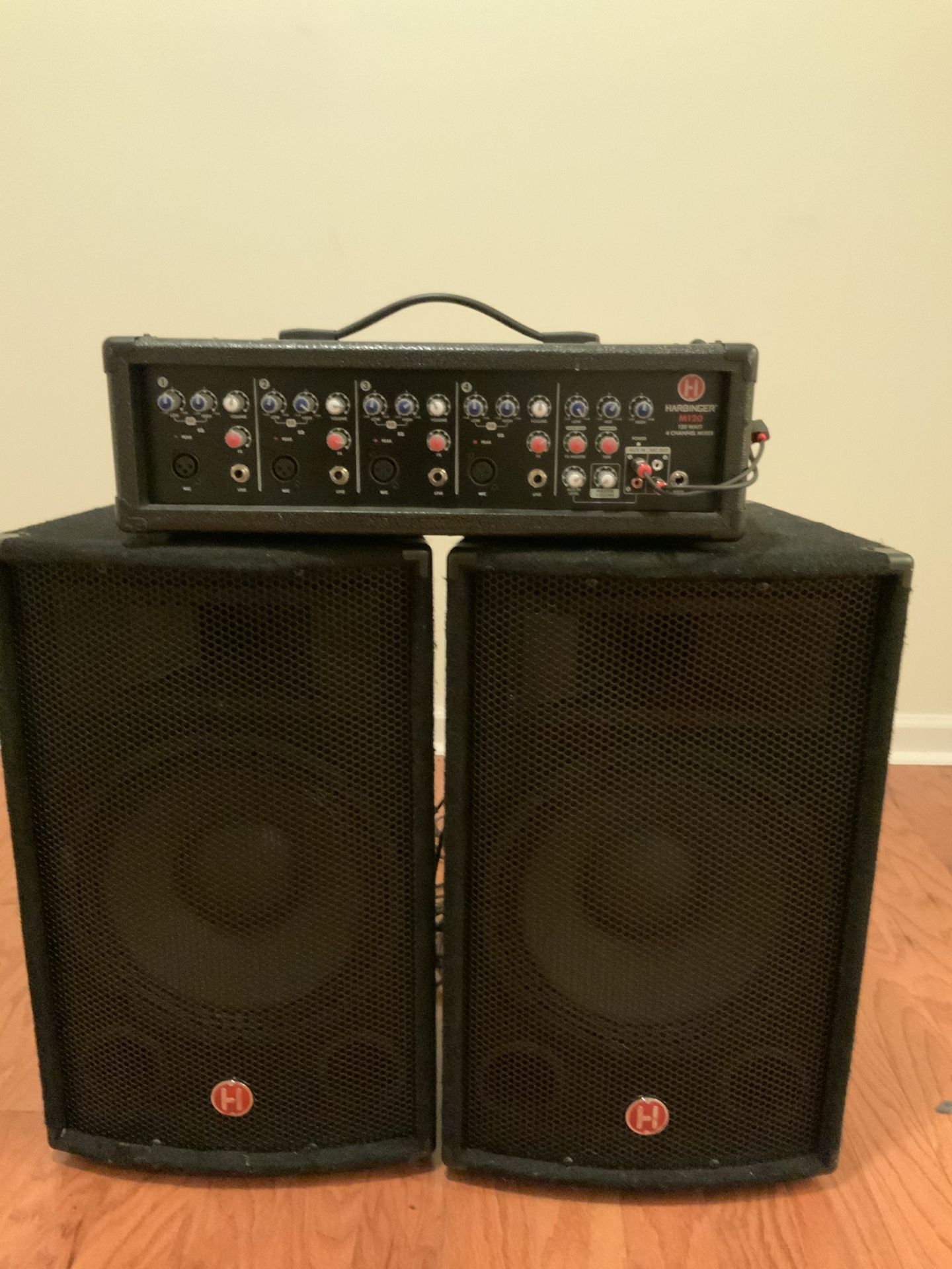 Harbinger M120 Speakers