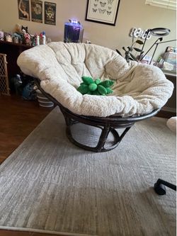 Papasan chair