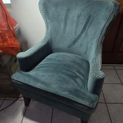 Blue Wingback Chair. (Vintage Looking)