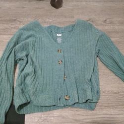 Sweater/Cardigan
