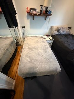 Twin bed