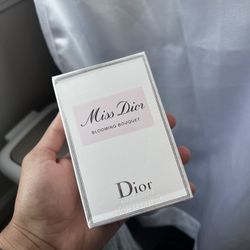 Miss Dior Blooming Bouquet