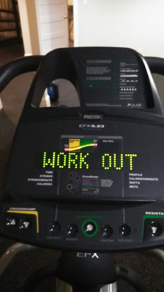 Precor EFX 5.23 Elliptical