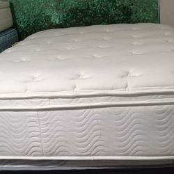 Queen Size Mattress (Colchón Queen Size)