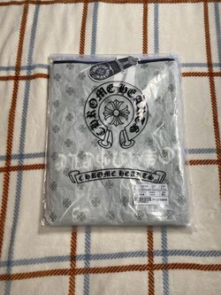 New Chrome heart black n white long sleeve - description