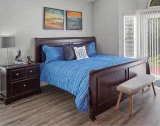 King Sized Bed & Dresser