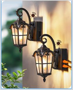 EDISHINE 2 Pack Dusk to Dawn Outdoor Wall Lights, Porch Lights with GFCI Outlet, Retro Black Outdoor Wall Lantern, Waterproof Outside Exterior Light F