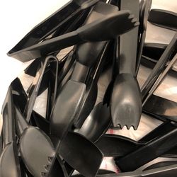 Black Plastic Tongs