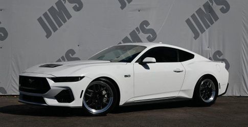 2025 Ford Mustang
