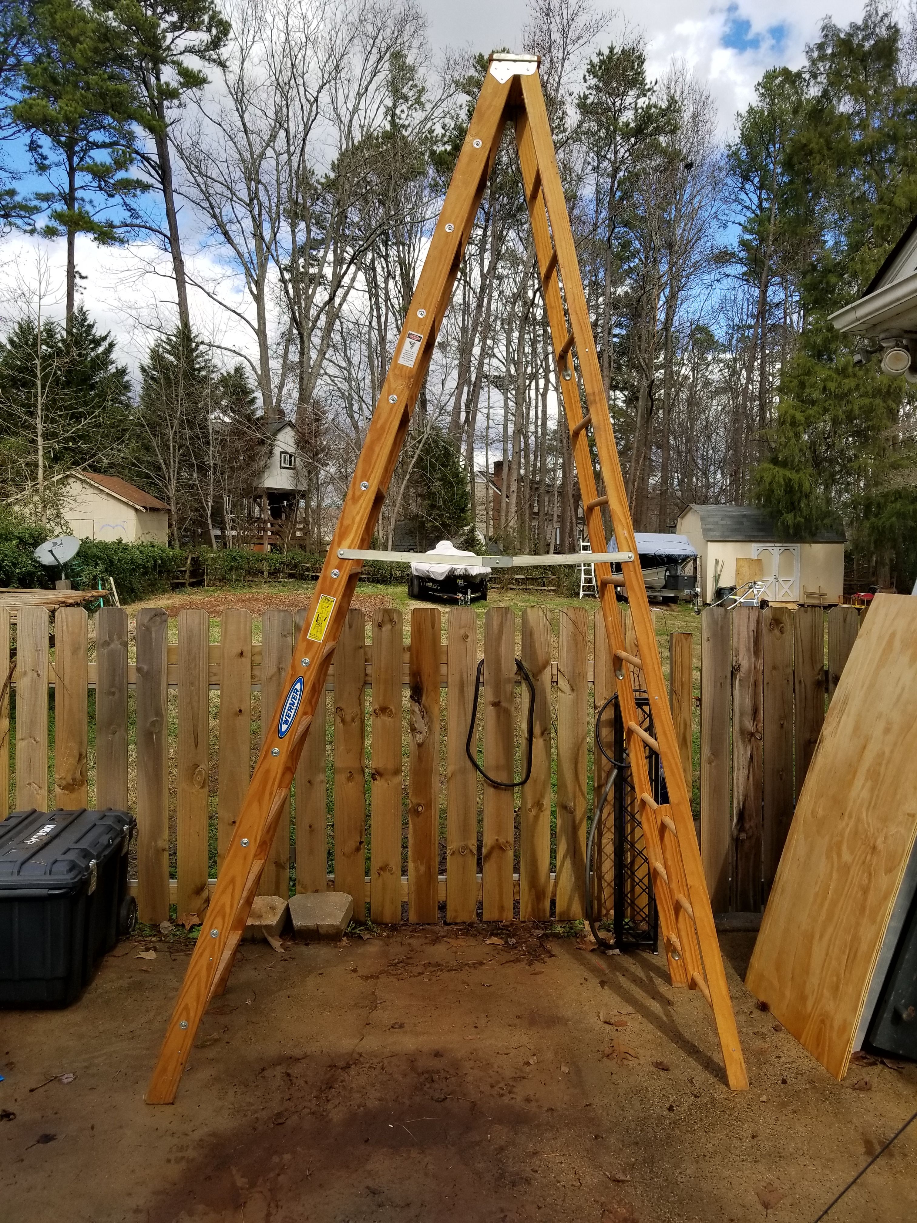 Werner W3712 12 ft wooden step ladder