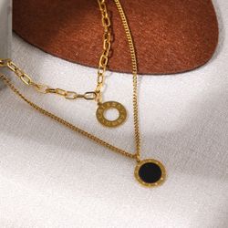 N103- Black Shell Pendant Necklace 316L