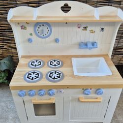 Toy Kitchen Set With Barbie And Shopkin Toys