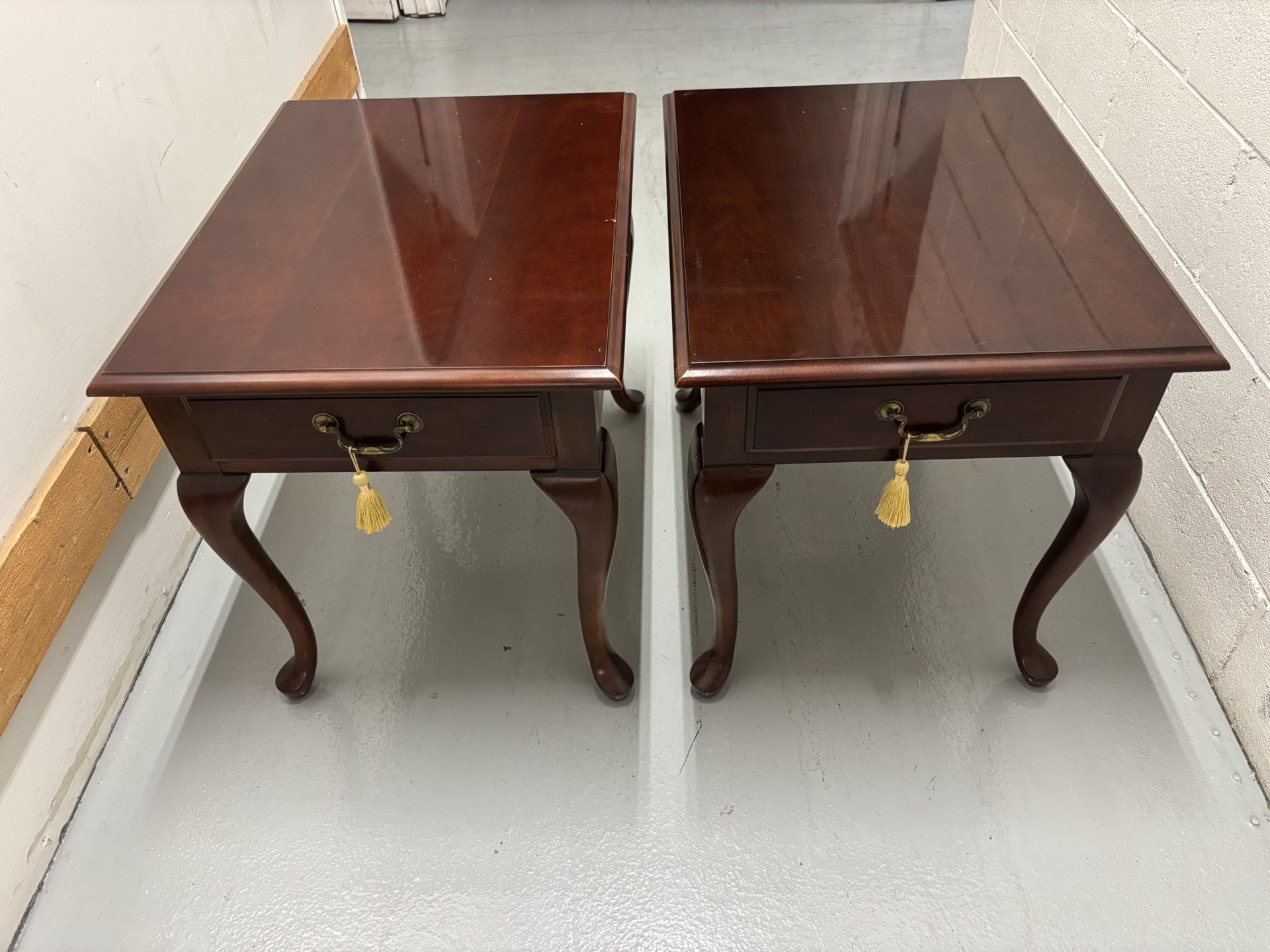 Pair of Brand New Side Tables / End Tables / Night Stands