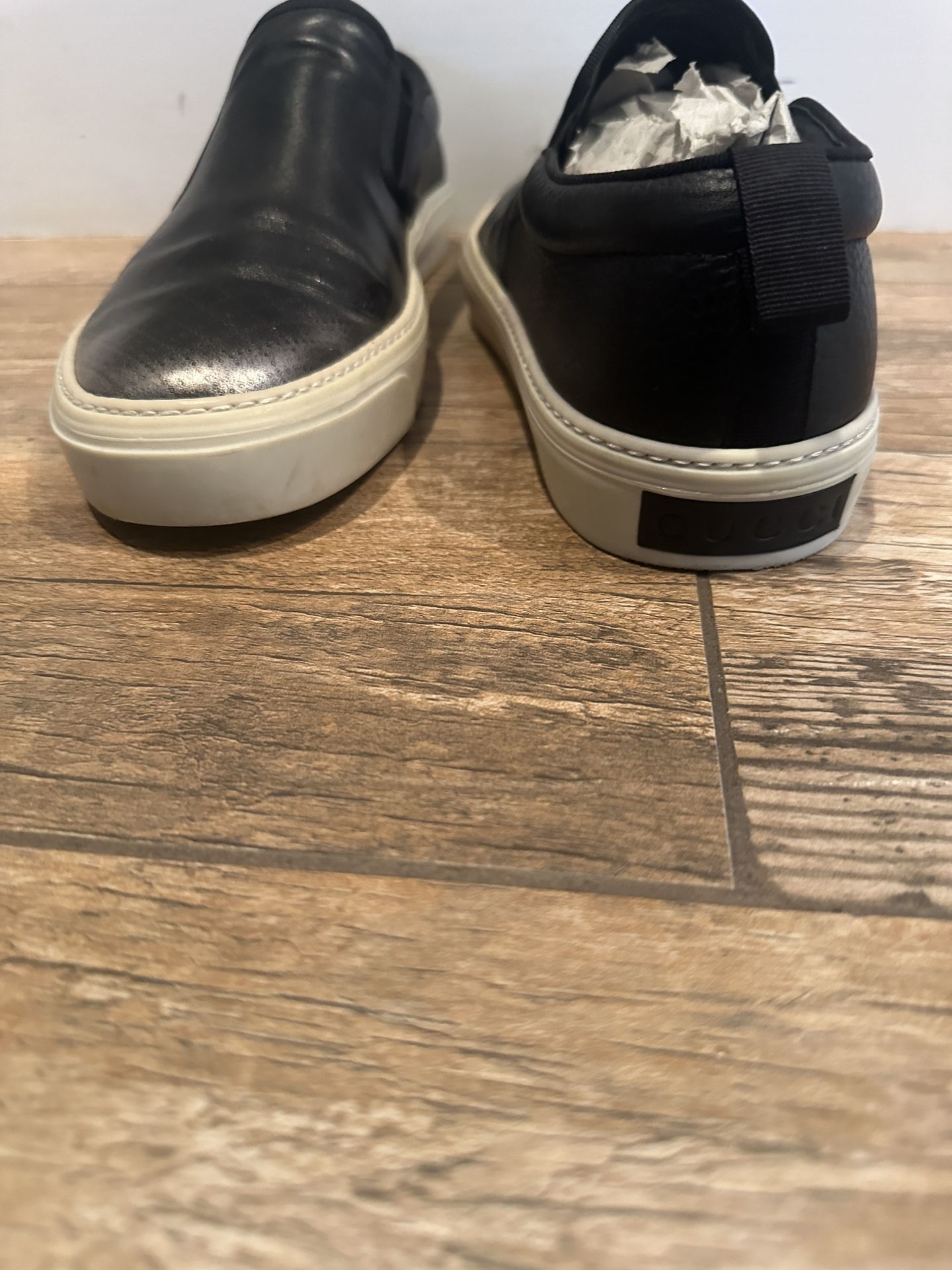 Gucci Italian 7 1/2