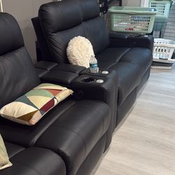 2 Love Seats