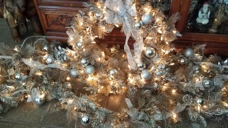 Lighted set
