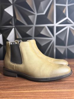 Madden Men's Chelsea Ankle Boots Olive Green Faux Leather Round Toe US 9.5