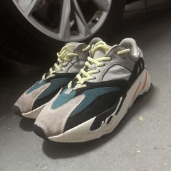 Adidas Waverunner Men’s 9.5