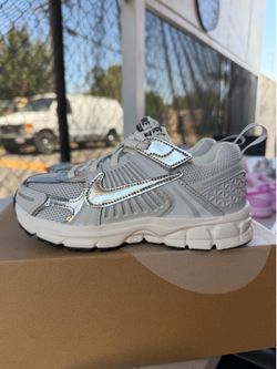 Kids Nike Vomero 5